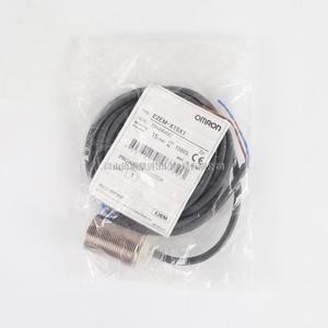 OMRON感应器E2EM-X15X1 2M