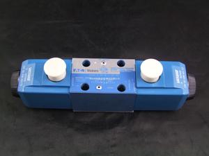 美国VICKERS阀182A0100DWG/06